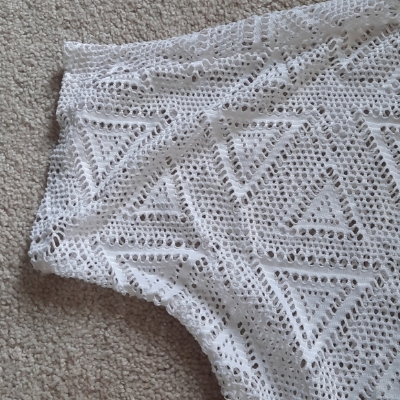 Swimsuit coverup. White geometric cut outs. Victoria Secret look - Picture 4 of 9